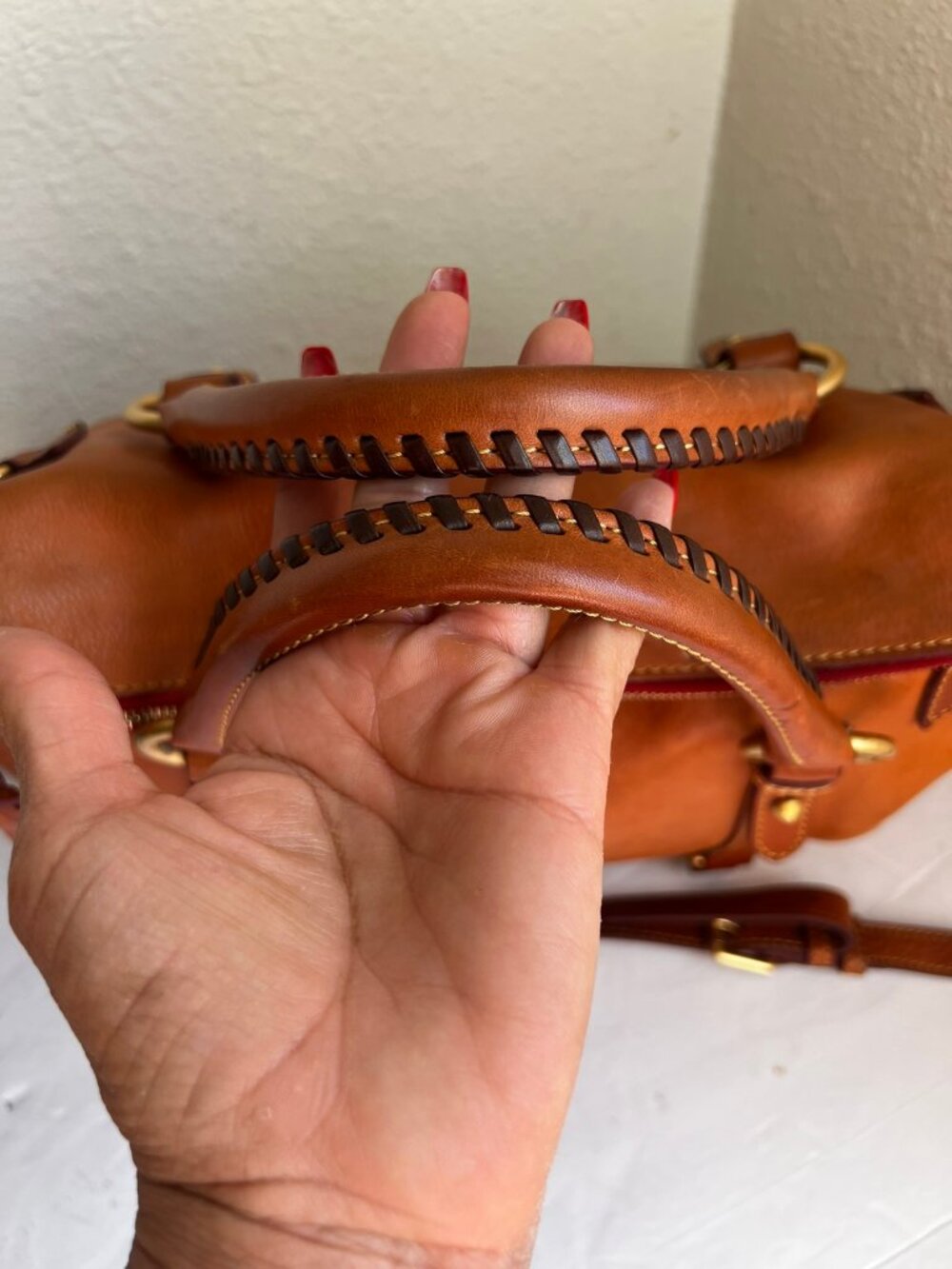 $599 DOONEY & BOURKE FLORENTINE LARGE LEATHER TASSLE SATCHEL - Picture 4 of 14